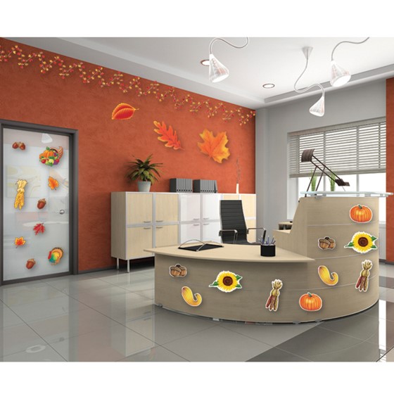 طراحی دکوراسیون اداری فصلی برای پاییز با رنگ نارنجی و تزئینات پاییزی