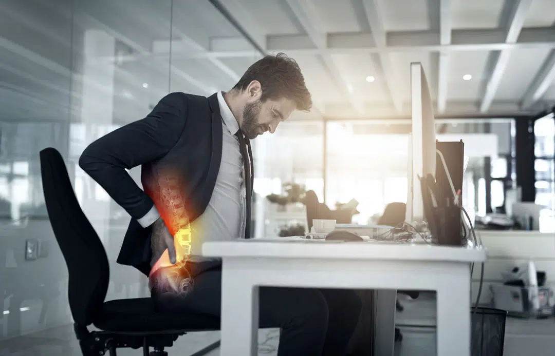 عوارض زیاد نشستن روی صندلی